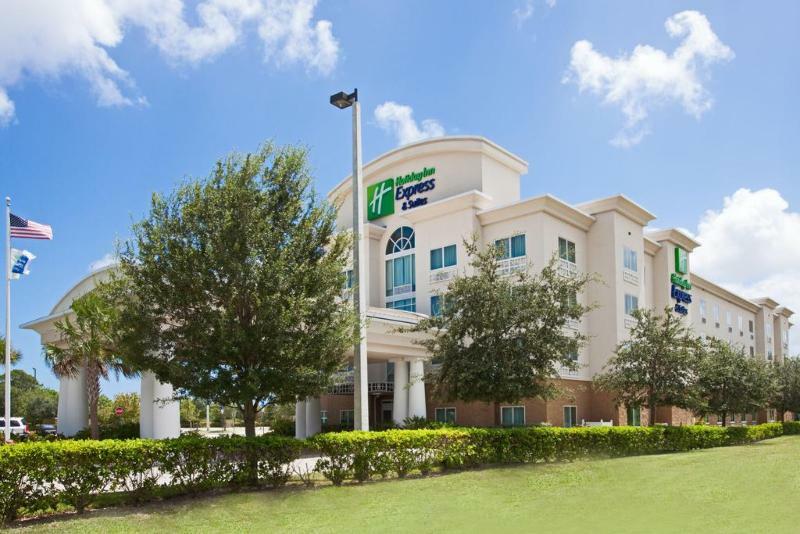 Holiday Inn Express Hotel & Suites Fort Pierce West 外观 照片